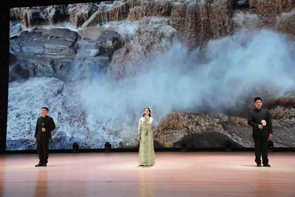 璧山:第八届“书香重庆 阅读之星” 残健融合诵读专场温情启幕