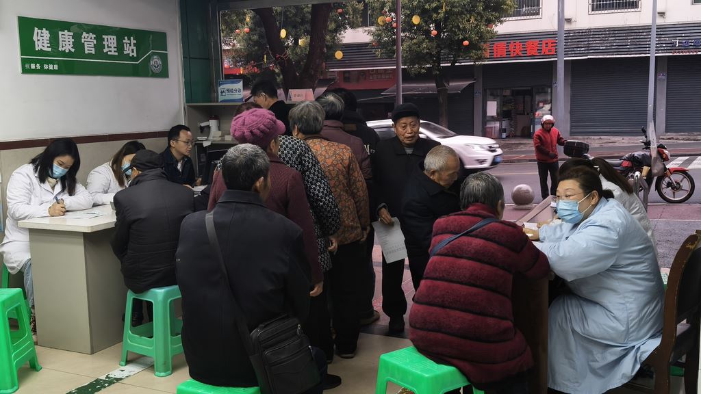 新春体检送健康关爱老人暖人心璧山区河边镇卫生院2026年度老年人免费健康体检工作全面启动