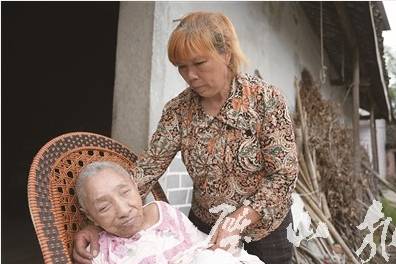 十余年 六万里 她用双腿丈量着亲情的长度